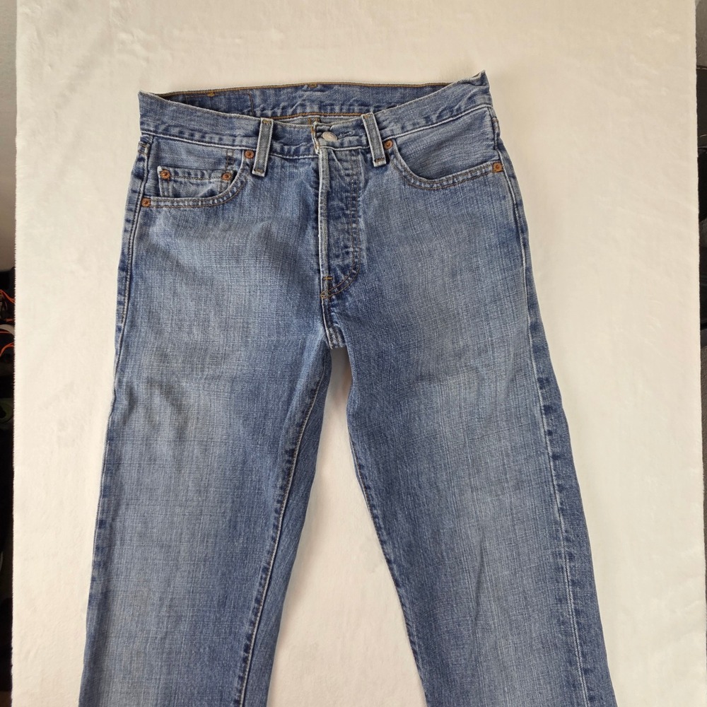 Levi's 501 Men W28 L34 Blue Straight Leg Button Fly Cut Off Raw Hem Jeans 0574 - Picture 3 of 10